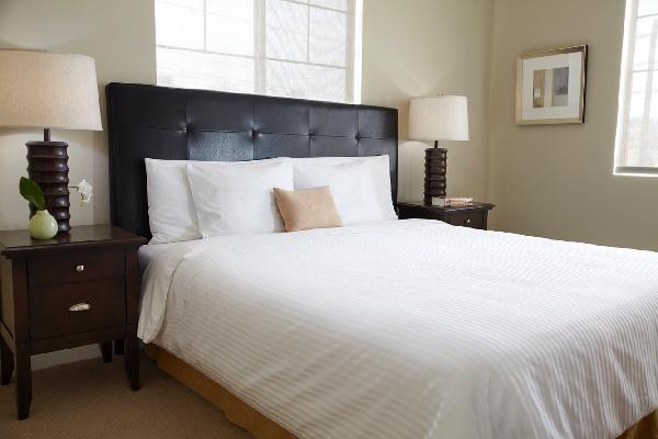 Oakwood Costa Mesa Hotell Rum bild
